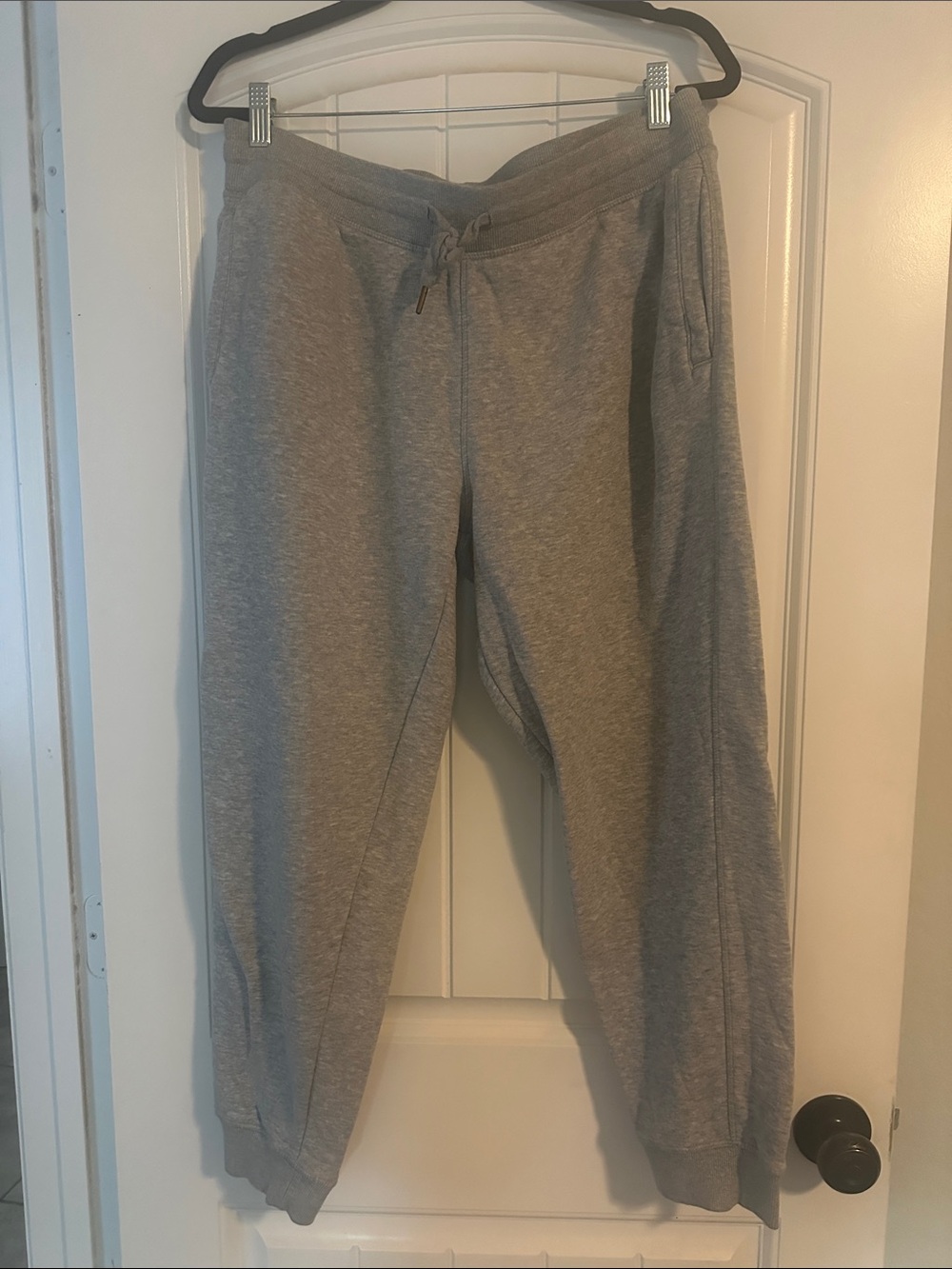 Classic Gray Men's Jogger Sweatpants - Casual Comfort